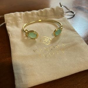Kendra Scott bracelet